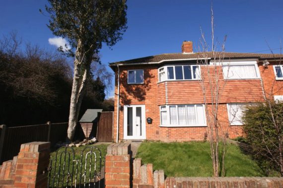 3&nbsp;Bedroom&nbsp;Semi-Detac...